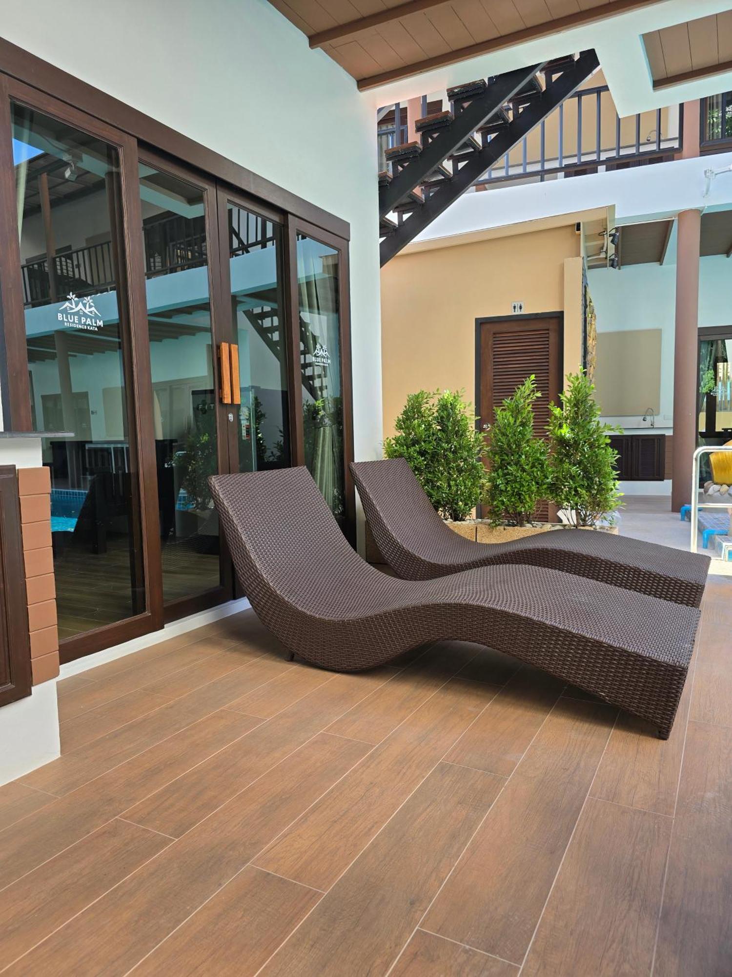 Blue Palm Residence Kata Exterior photo