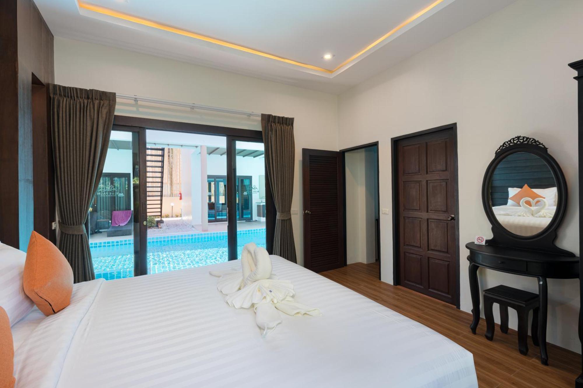 Blue Palm Residence Kata Exterior photo